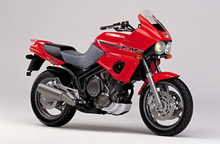 ym50_img-28_1991-yamaha-TDM850